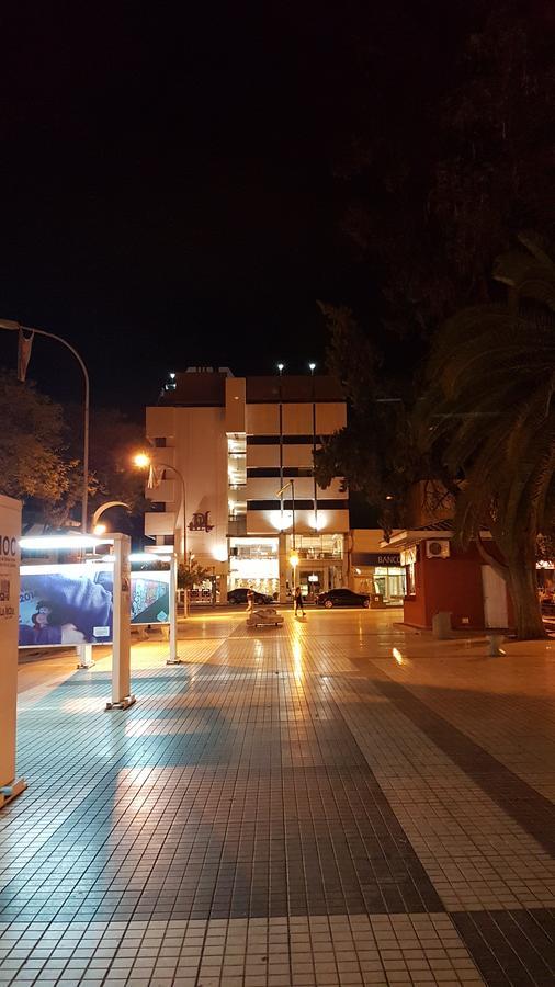 Plaza Hotel La Rioja Bagian luar foto